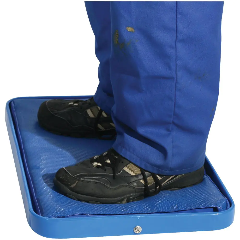 Boot Disinfection Mat Buyer’s Guide: Stop Disease at the Gate